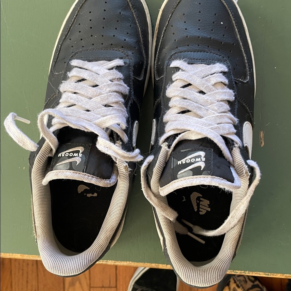 Nike Air Force One double swoosh athletic shoes